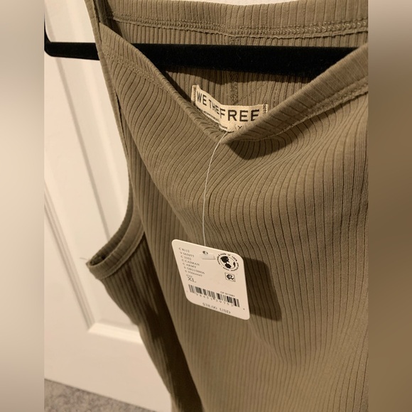 NWT Free People Olive Green Ribbed Tank Top - Picture 3 of 3